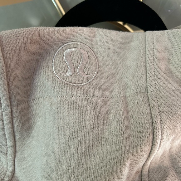 Lululemon cropped full zip hoodie - Picture 5 of 6
